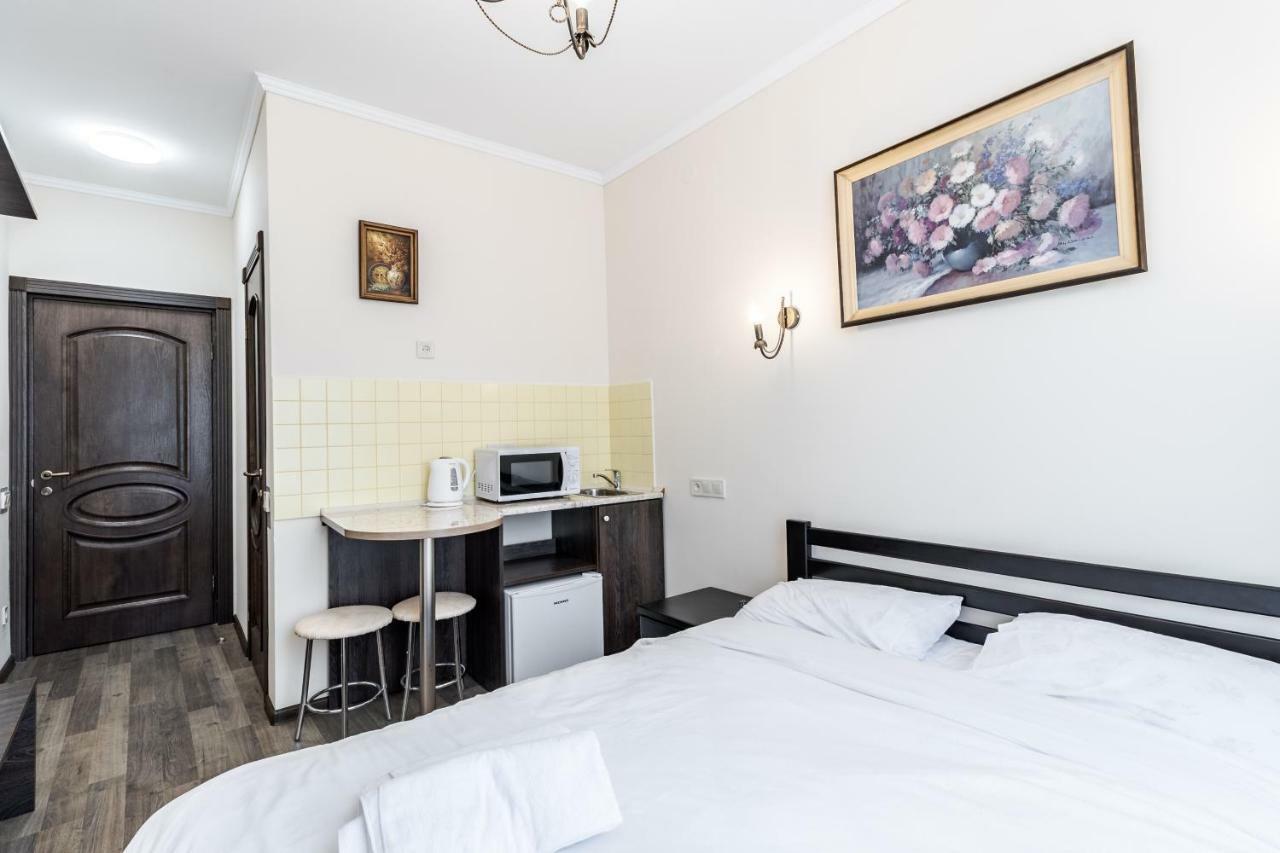 Opera House Apartment 2 利沃夫 外观 照片