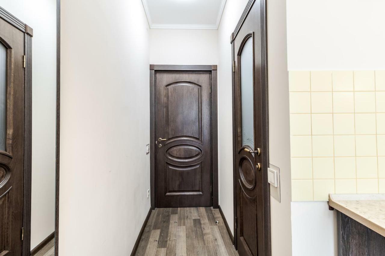Opera House Apartment 2 利沃夫 外观 照片